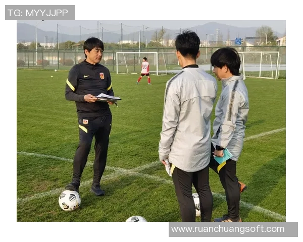 赛后分析：北京足球队与武汉足球队的比赛节奏与战术对比探讨